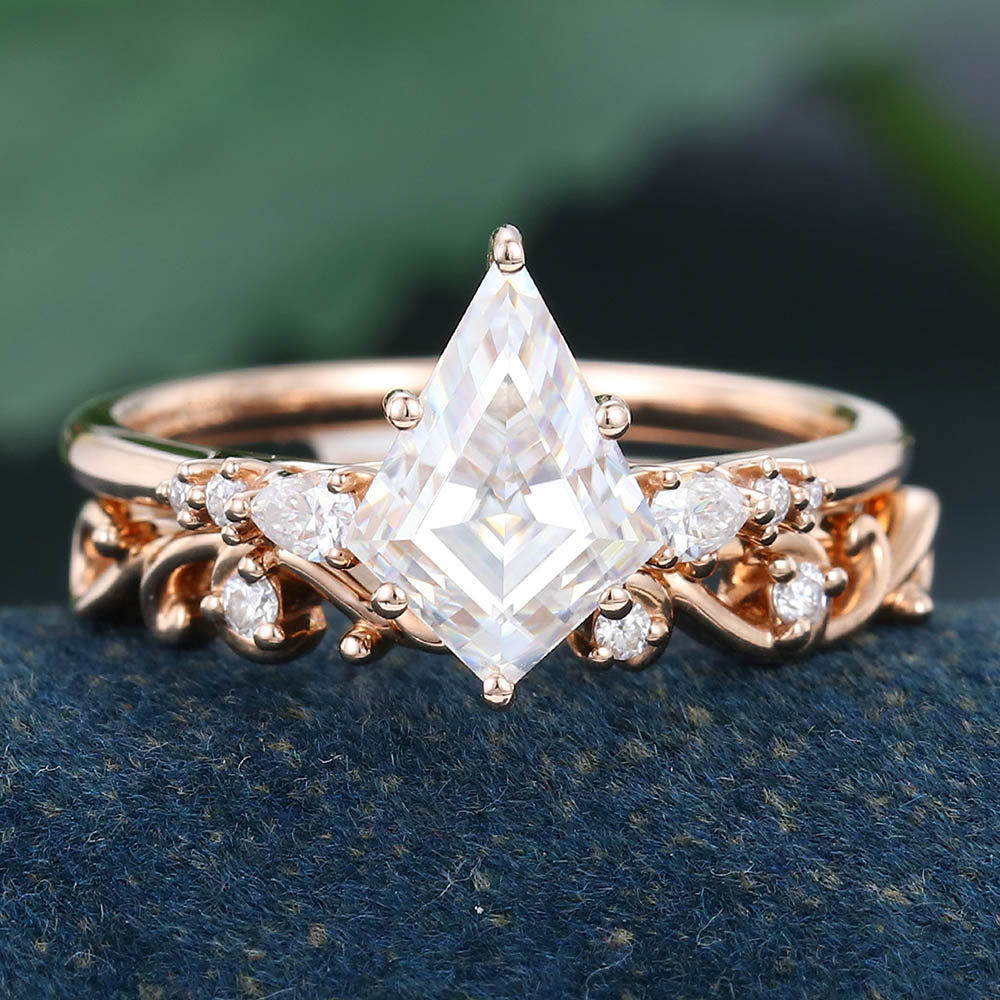 Rose Gold Kite Cut Moissanite Unique Bridal Ring Set