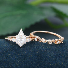 Rose Gold Kite Cut Moissanite Unique Bridal Ring Set