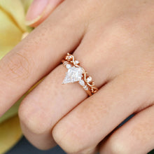 Rose Gold Kite Cut Moissanite Unique Bridal Ring Set