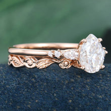Rose Gold Pear Shaped Moissanite Promise Bridal Ring Set