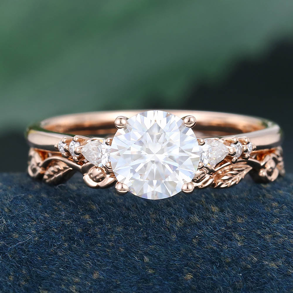 Rose Gold Round Cut Moissanite Delicate Bridal Ring Set