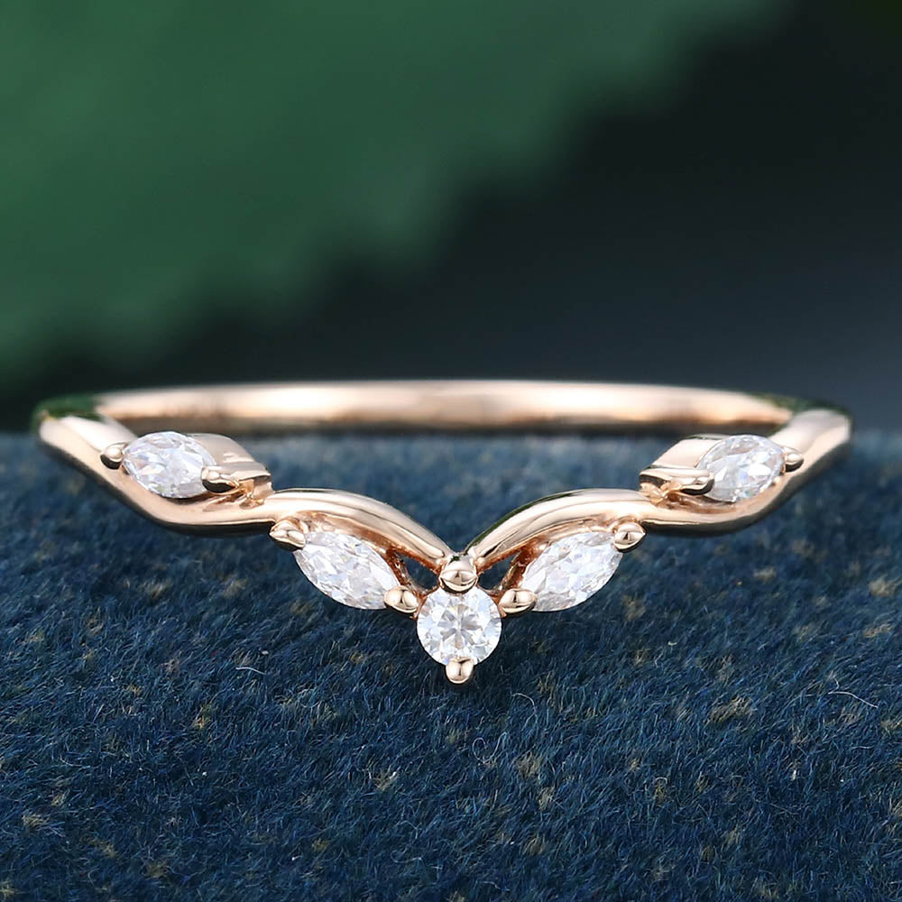 Rose Gold Round Cut Moissanite Delicate Curved Wedding Band