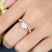 Rose Gold Round Cut Moissanite Delicate Engagement Ring Set