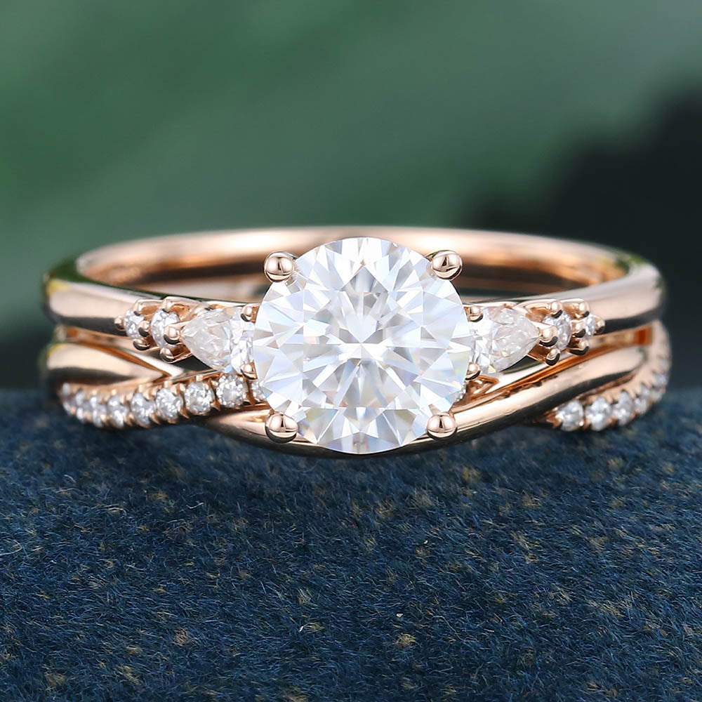 Rose Gold Round Cut Moissanite Stackable Bridal Ring Set