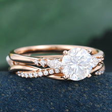 Rose Gold Round Cut Moissanite Stackable Bridal Ring Set