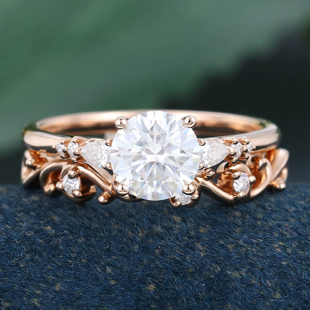 Rose Gold Round Cut Moissanite Unique Bridal Ring Set