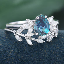 White Gold Pear Shaped Lab Alexandrite Leaf Shaped Bridal Ring Set