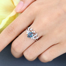 White Gold Pear Shaped Lab Alexandrite Leaf Shaped Bridal Ring Set