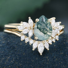 Yellow Gold Pear Shape Moss Agate Elegent Bridal Ring Set
